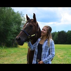 Meet your Posher, Hailey